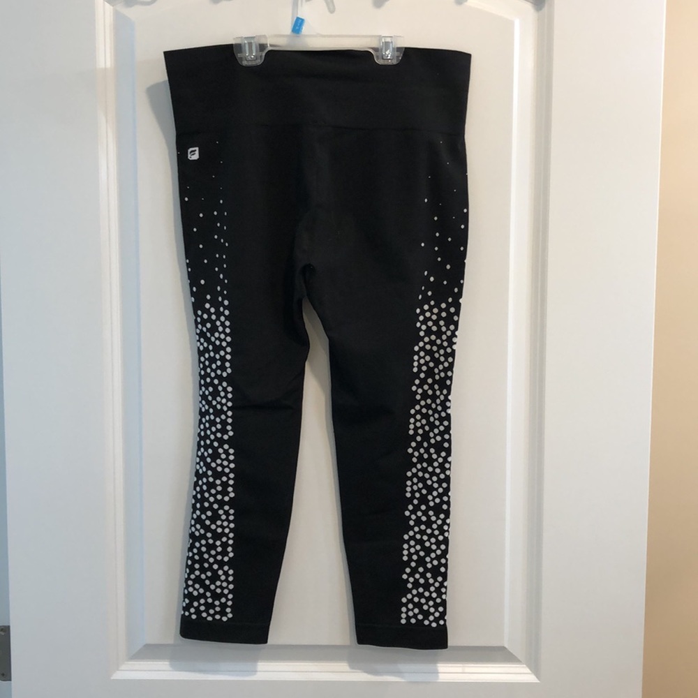 Fabletics leggings - Picture 2 of 4